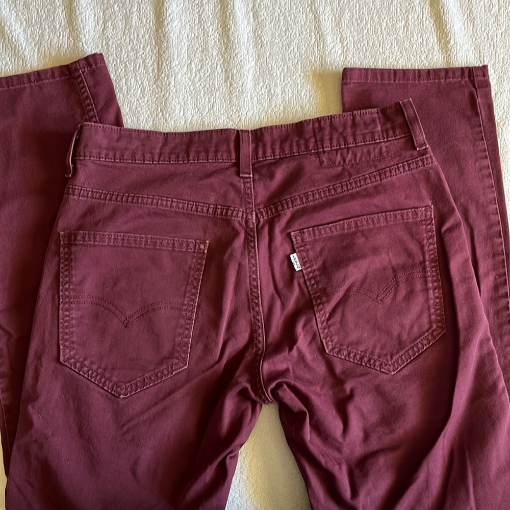 Levi maroon jeans  W29 x L30 as shown on tag
